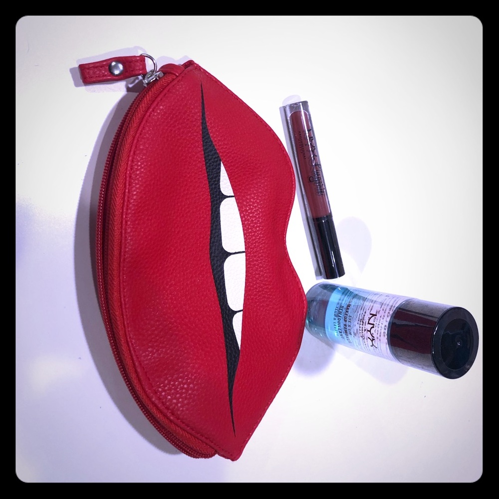 NYX Lip Kit & cosmetic bag
